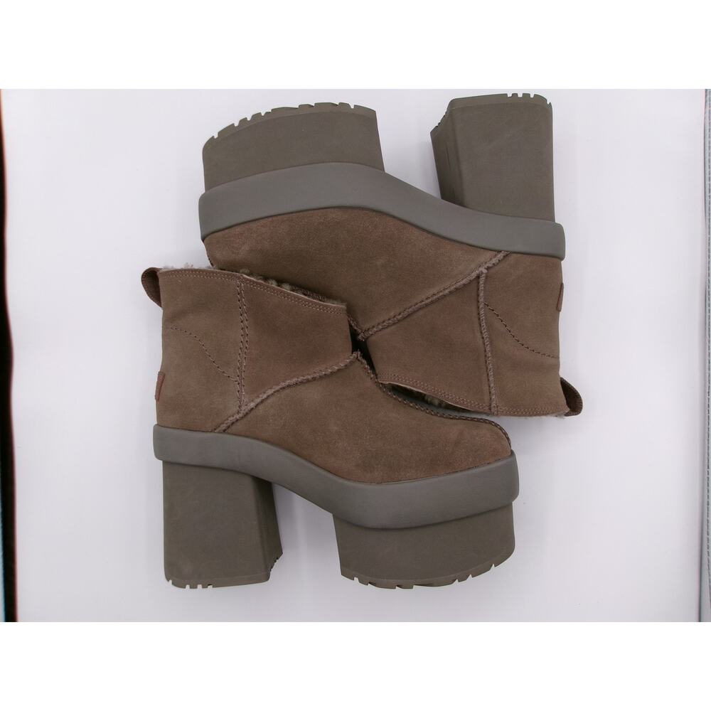 UGG New Heights Platform Mini Boots Hickory Shearling Size 8 - Picture 9 of 9